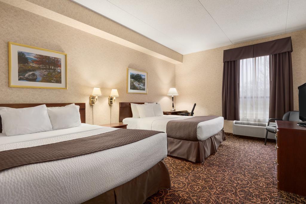 Days Inn By Wyndham Toronto East Lakeview Exteriér fotografie